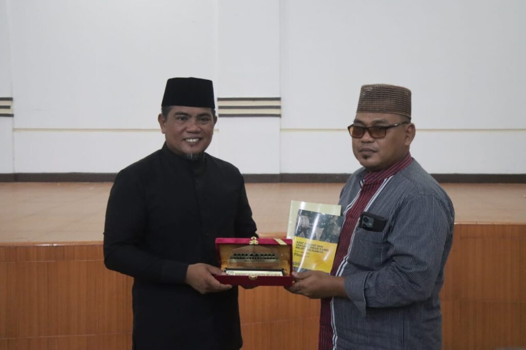 Bupati Zukri LepasTim Safari Ramadhan Pondok Pesantren Lirrboyo Kediri Jawa Timur