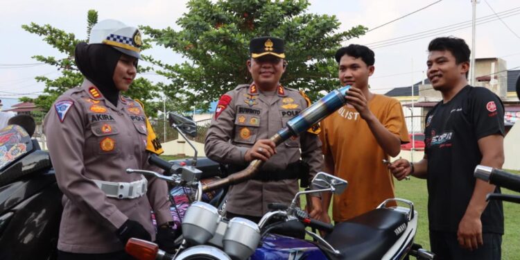 Satlantas Polres Pelalawan Deklarasi Tertib Berlalu lintas Bersama Komunitas Motor