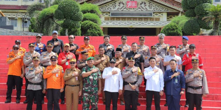 Bupati dan Kapolres Pelalawan Pimpin Apel Siaga Penanganan Karhutla Tahun 2024
