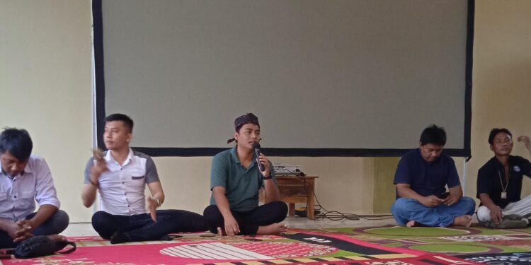 Silaturahmi Dan Santunan Bakal Calon Bupati Zainal Arifin