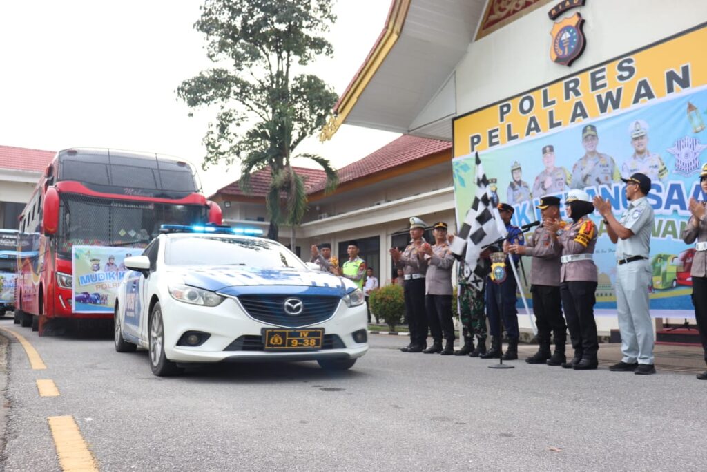 Mudik Kebangsaan, Kapolres Pelalawan Lepas Rombongan Tujuan Medan dan Binjai Sumut