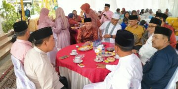 Mempererat Silaturahmi, Bupati Rohil Open House Dua Hari di Mess Pemda dan Rumah Pribadi