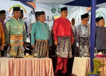 Mewakili Bupati, Asisten I Hadiri Malam Ta’aruf dan Pelantikan Dewan Hakim MTQ Ke XLII Propinsi Riau