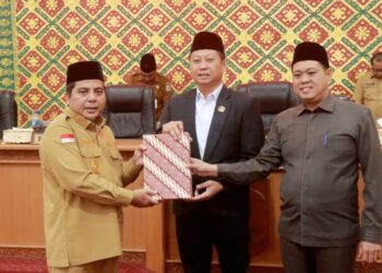 DPRD Kabupaten Pelalawan Gelar Rapat Paripurna, Setujui 2 Ranperda 2023