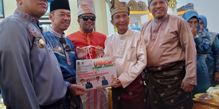 Ramai di Kunjungi, Stand Bazar Rohil Sajikan Berbagai Produk UMKM