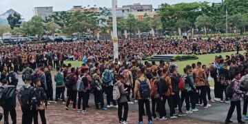 Seleksi Calon Polisi, Ribuan Peserta Padati Mapolda Riau