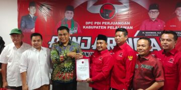 Sebelum Mendaftar ke PDIP, Yose Indrawan Minta Petuah Dari Ketua LAMR Pelalawan