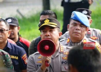 Polres Metro Bekasi Kerahkan Ratusan Personil Gabungan Lakukan Pengamanan dan Pengawalan Hari Buruh 1 Mei 2024