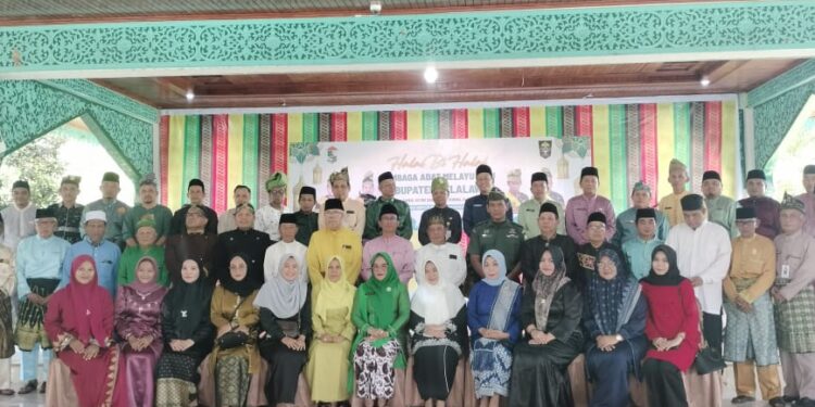 Halal Bihalal Bersama Pengurus LAMR Pelalawan, Dato Seri H. Herman Maskar Ajak Semua Pihak Perkuat Persaudaraan