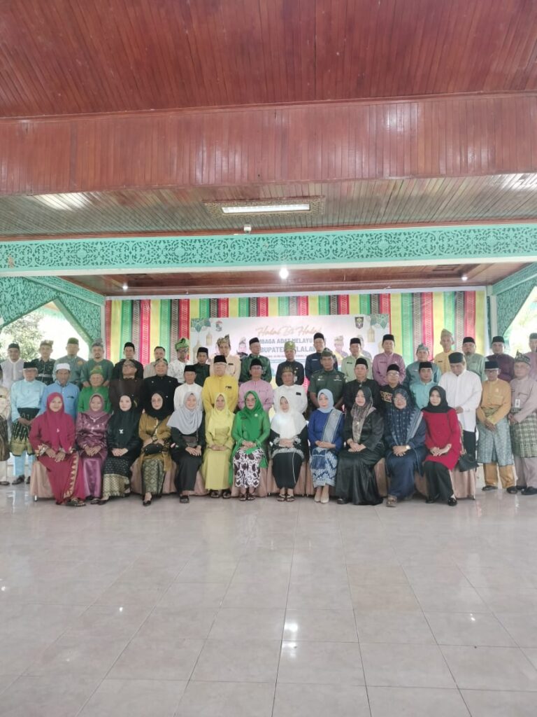 Halal Bihalal Bersama Pengurus LAMR Pelalawan, Dato Seri H. Herman Maskar Ajak Semua Pihak Perkuat Persaudaraan