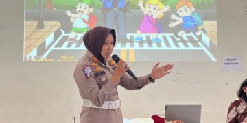 Ciptakan Kamseltibcar lantas di kalangan Pelajar Sat lantas Polres Pelalawan kembali gelar Polisi Dahabat Anak