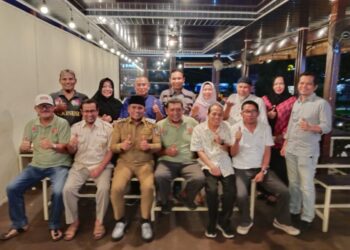 JMSI Riau ”Ngopi Sore” dengan Bupati Zukri, Kisah Sukses PDIP hingga Pilih Tetap Mengabdi di Pelalawan