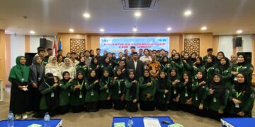 Bendahara Umum HMJ Ilmu perpustakaan Dan Wakil Nya Hadiri acara pelantikan CRNTV dengan Tema “Harmony of creativity,create new history”