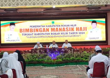 Diikuti 282 Peserta, Bupati Rohil Buka Bimbingan Manasik Haji Tingkat Kabupaten