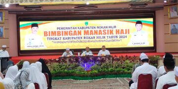 Diikuti 282 Peserta, Bupati Rohil Buka Bimbingan Manasik Haji Tingkat Kabupaten