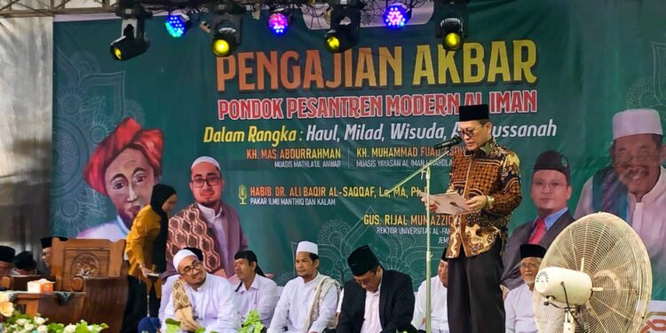 Ratusan Jama’ah Hadiri Pengajian Akbar Bersama Pj Bupati Tulang Bawang di Ponpes Al Iman, Banjar Agung