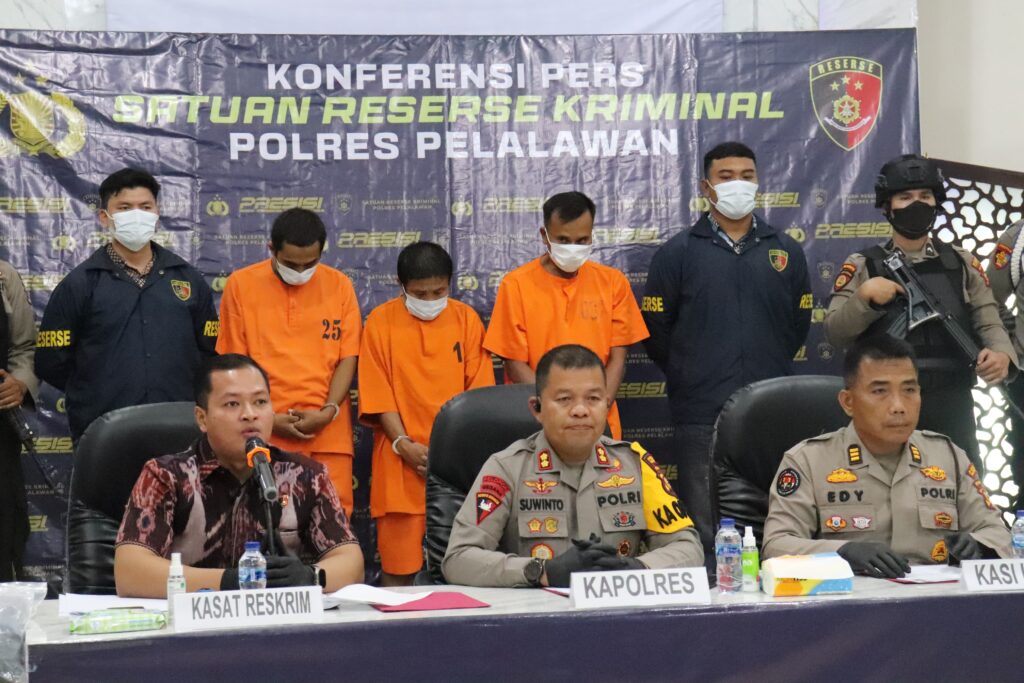 Tiga  Pelaku Cabul Terhadap Anak Dibawah Umur Berhasil Ditangkap Polres Pelalawan, Diancam Hukuman 15 Tahun Penjara