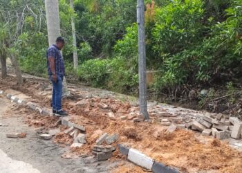 Pencuri Sikat Kabel Tanam Lampu GOR Tengku Pangeran