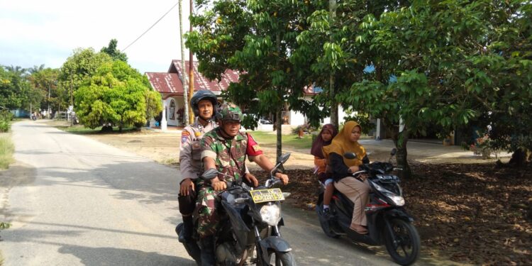 Sinergitas TNI-POLRI dalam Menjaga Ketentraman dan Keamanan Desa Binaan Nya