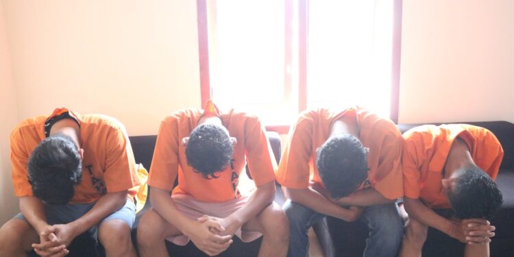 Unit PPA Satreskrim Polres Tulang Bawang Tangkap Empat Pelaku Kekerasan Seksual di Salah Satu Cafe