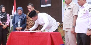 Hadir Sosialisasi Program Peningkatan Mutu SDM di Daerah dan Program BIE-D Provinsi Riau, Bupati Zukri sebut, SDM Sangat Menentukan untuk Kemajuan suatu Daerah