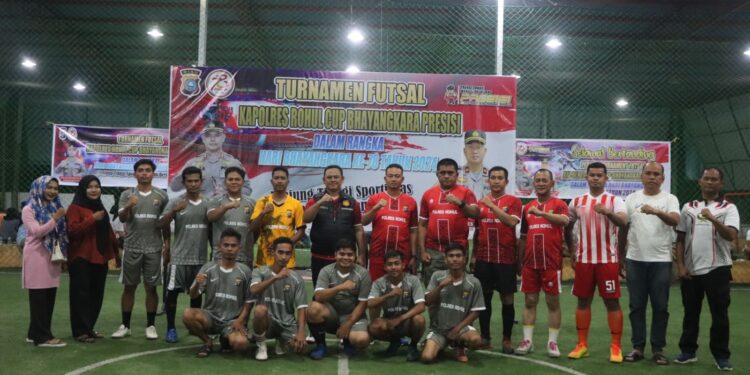 Kapolres Rokan Hulu AKBP Budi Setiyono Resmi Buka Turnamen Futsal Internal