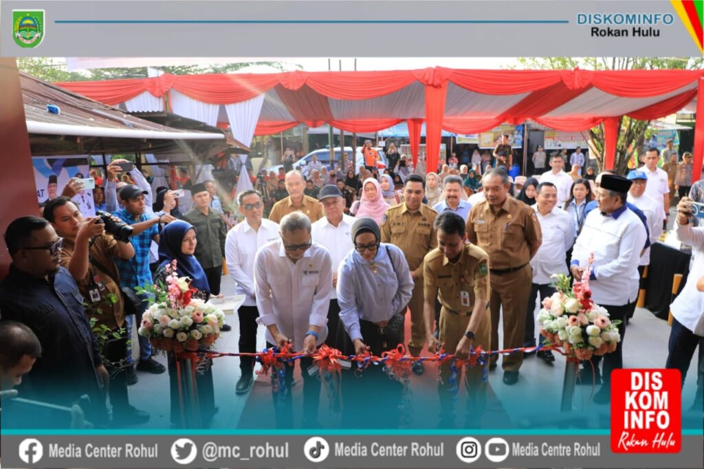 Peresmian Pasar Rakyat Palapa dan Pasar Minggu Rokan Hulu Membawa Harapan Baru bagi UMKM di Riau