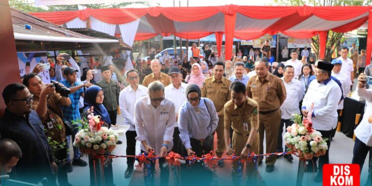 Peresmian Pasar Rakyat Palapa dan Pasar Minggu Rokan Hulu Membawa Harapan Baru bagi UMKM di Riau
