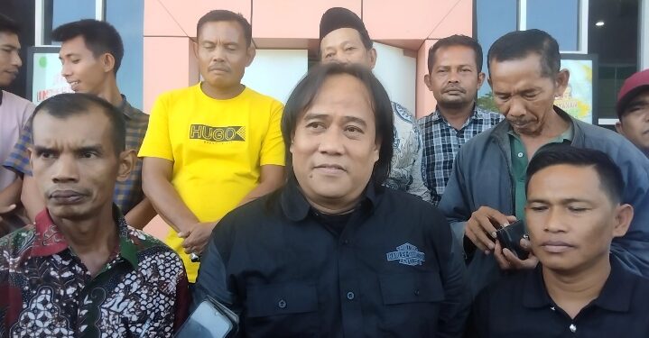 Hakim Menegur Keras Pihak Penggugat dalam Sidang Class Action di Pasir Pangaraian