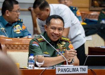 Panglima TNI Hadiri Rapat Kerja Komisi I DPR RI