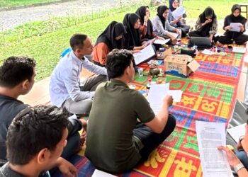 Badan Eksekutif Mahasiswa (BEM) Hukum UISU Gelar Upgrading dan Rapat Kerja Baksos
