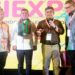 SIEXPO AWARD 2024, H Zukri SE Dinobatkan Sebagai Bupati Visioner Petani Sawit Indonesia