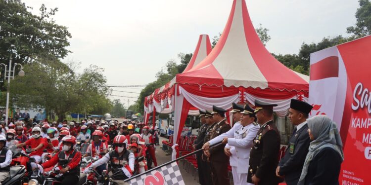 Forkopimda Kabupaten Rokan Hulu Lepas Pawai Safety Riding, Kampanye Keselamatan Merah Putih 2024