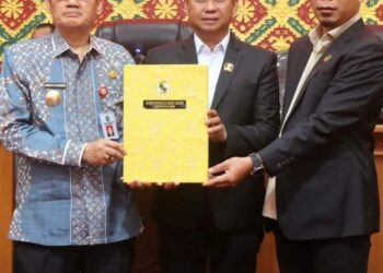 Rapat Paripurna Penandatanganan Nota Kesepakatan KUA-PPAS APBD 2025 Kabupaten Pelalawan