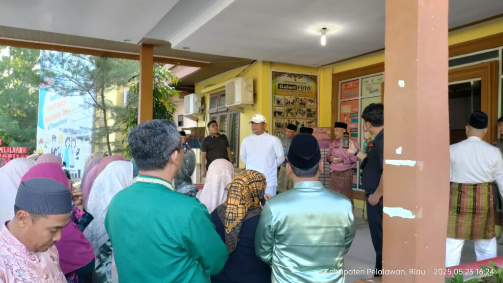 Pastikan Disiplin dan Pelayanan Optimal, Bupati Zukri Lakukan Sidak Ke Sejumlah OPD