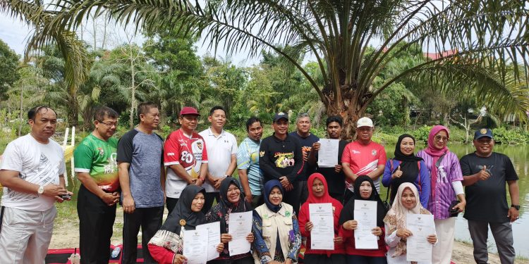 Pemkab Pelalawan Dukung Penguatan Produk Halal, 7 UMKM Terima Sertifikat Halal BPJPH RI