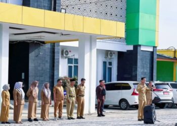 Bupati Kaur Gusril Pausi Pimpin Apel Di RSUD Kaur