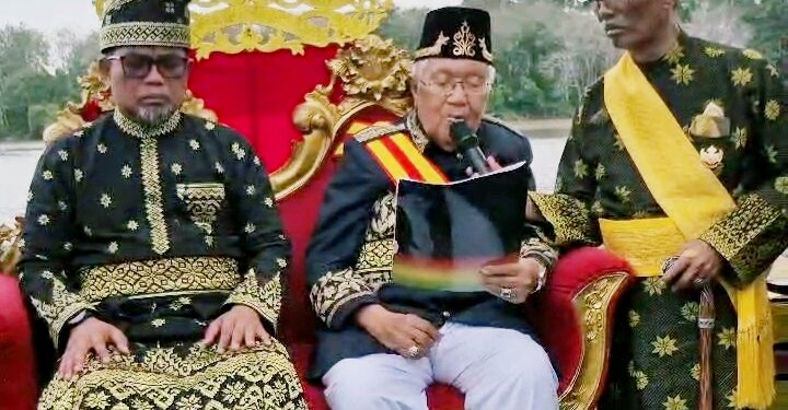 Bupati Zukri Hadiri Prosesi Adat Belimau Sultan Sambut Ramadan 1447 H di Istana Sayap Pelalawan