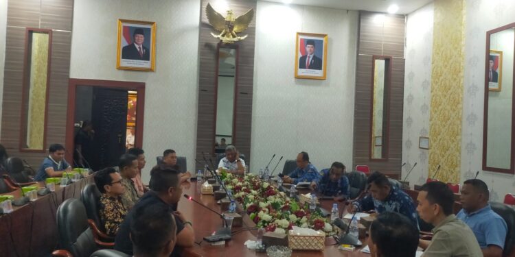 Masyarakat Lubuk Soting Audiensi dengan Bupati Rohul, Minta Dilibatkan dalam Pengelolaan Eks Kebun PT Torus Ganda