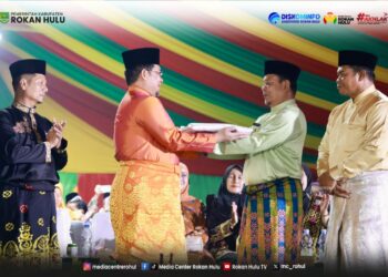 Terima Bendera Pataka MTQ, Wabup Syafruddin Poti Tegaskan Rohul Siap Jadi Tuan Rumah 2027