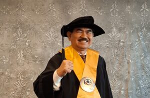 PENGGANTIAN KAPOLRI KOMPETENSI ABSOLUT PRESIDEN