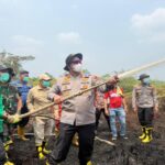 Polri Bersama TNI dan Stakeholder Gerak Cepat Tangani Karhutla di Sarolangun