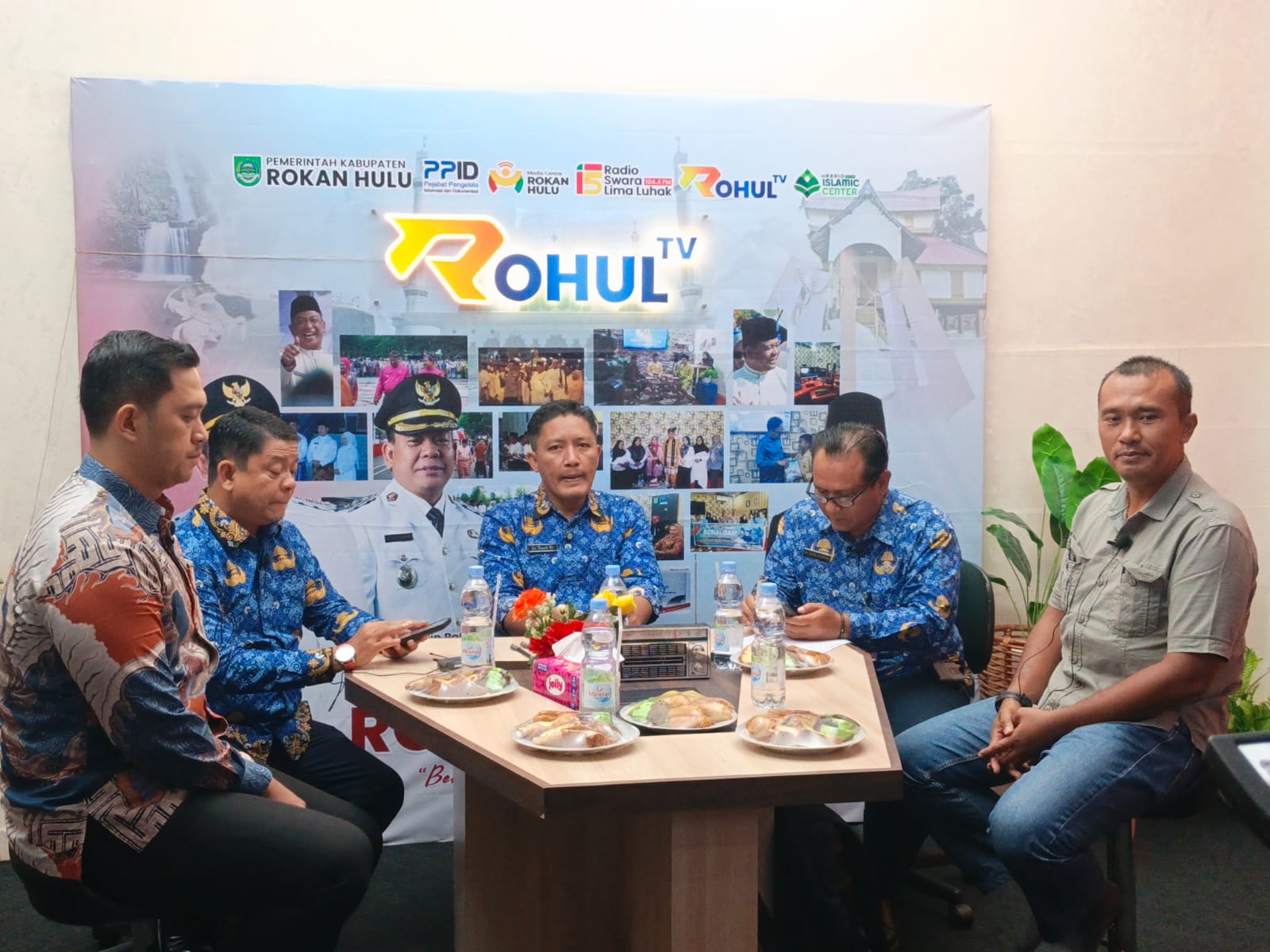 Talk Show Surambi Nogori Bahas Masa Depan Petani dan Peternak Rokan Hulu